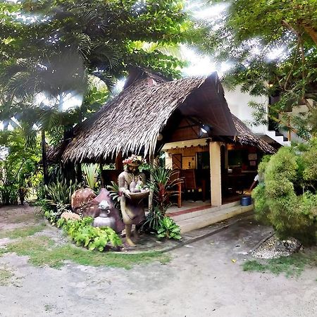 Bamboo Bungalows Resthouse Balabag  Ngoại thất bức ảnh