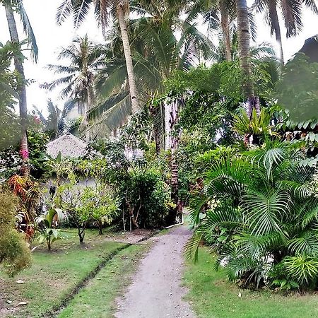 Bamboo Bungalows Resthouse Balabag  Ngoại thất bức ảnh
