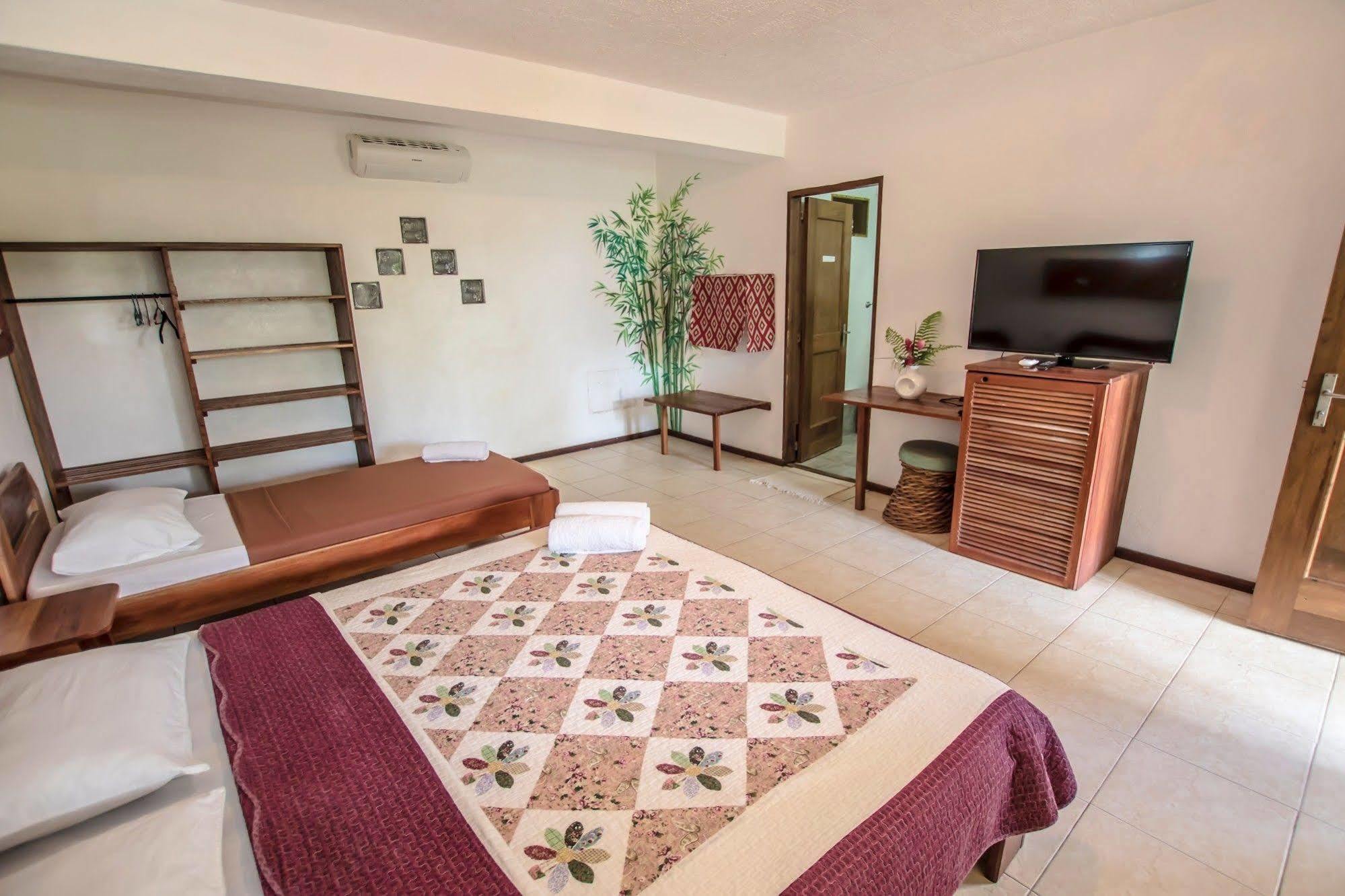 Bamboo Bungalows Resthouse Balabag  Ngoại thất bức ảnh