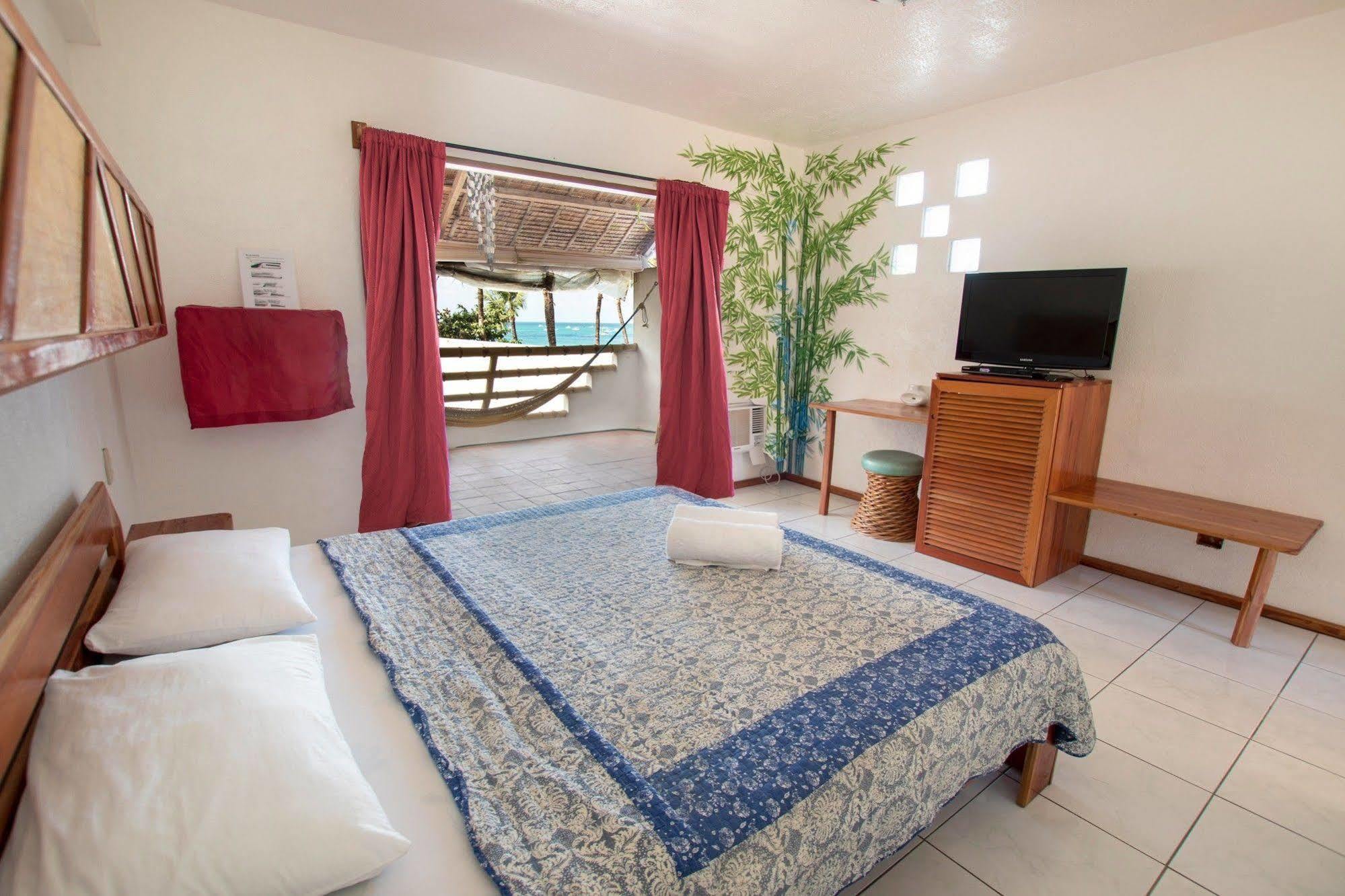 Bamboo Bungalows Resthouse Balabag  Ngoại thất bức ảnh