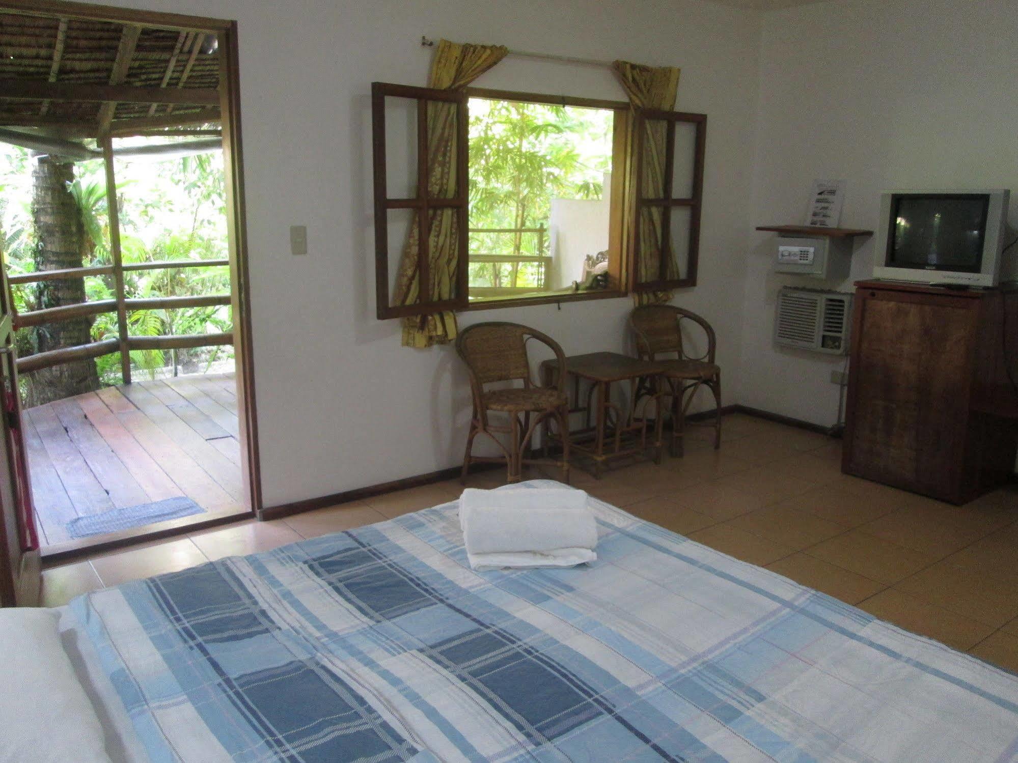 Bamboo Bungalows Resthouse Balabag  Ngoại thất bức ảnh