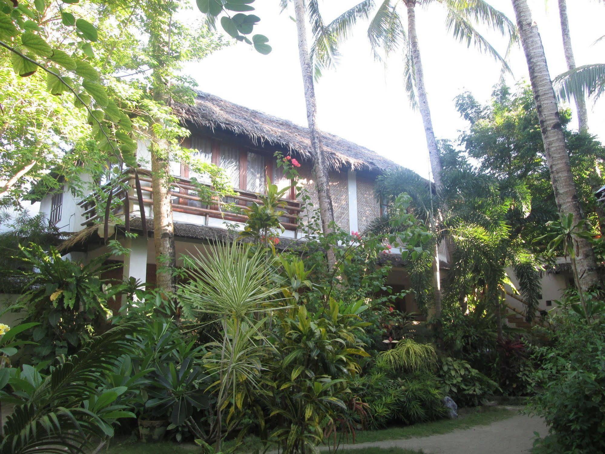 Bamboo Bungalows Resthouse Balabag  Ngoại thất bức ảnh